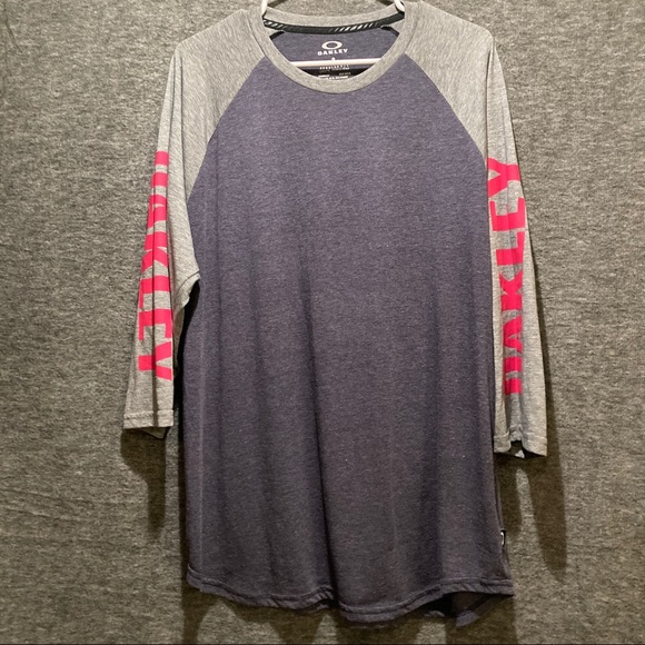 Oakley Other - Oakley 3/4 sleeve Sz.XL